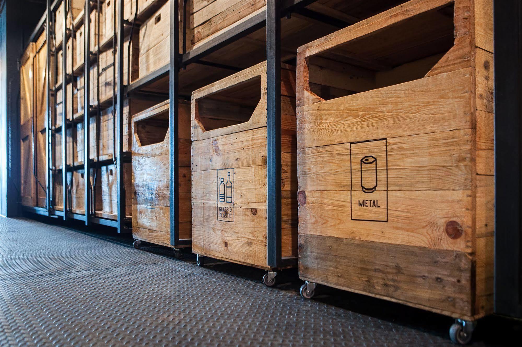 Capsule By Container Hotel Sepang Dış mekan fotoğraf